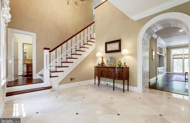 9909 AVENEL FARM DR photos photos