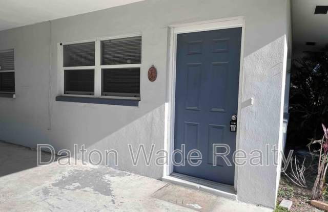 1268 Pinehurst Rd - 1268 Pinehurst Road, Dunedin, FL 34698