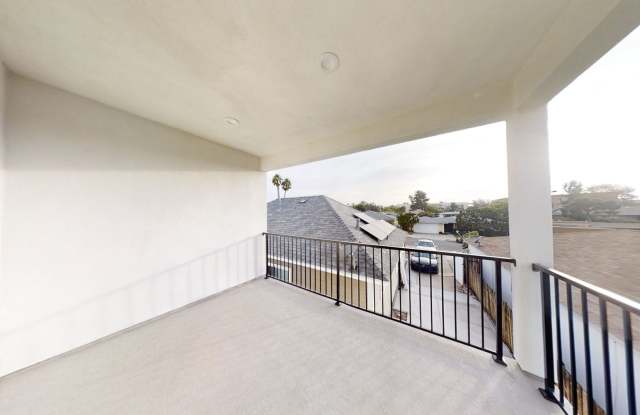 4BD/2BA on the Corner of Catoctin and Montezuma Gallery 4