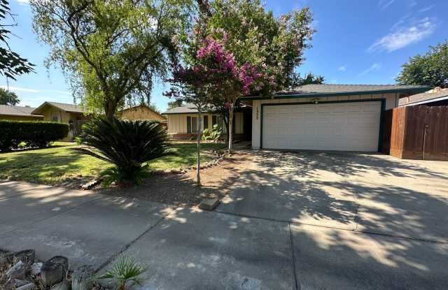 Solar Powered Home - 1352 Villa Drive, Merced, CA 95340