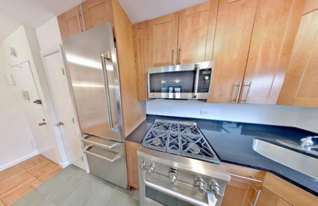 350 West 51st Street - 350 West 51st Street, New York City, NY 10019