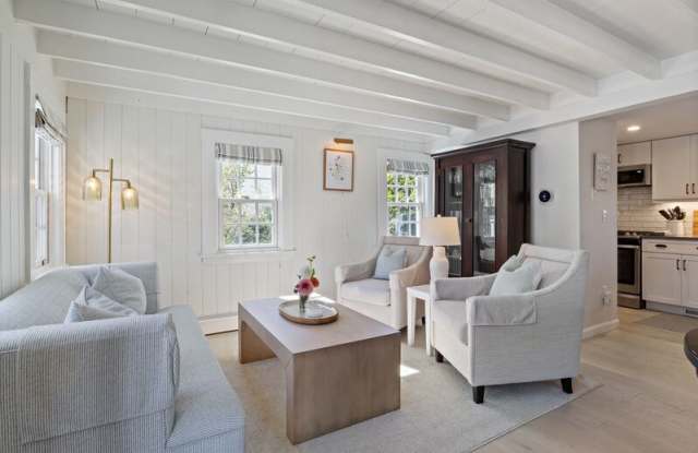 240 Shore Road Gallery 4