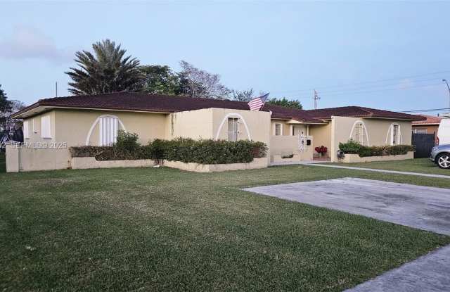 9723 SW 37th Ter - 9723 Southwest 37th Terrace, University Park, FL 33165