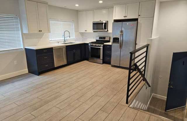 6032 Romaine - 6032 Romaine Street, Los Angeles, CA 90038