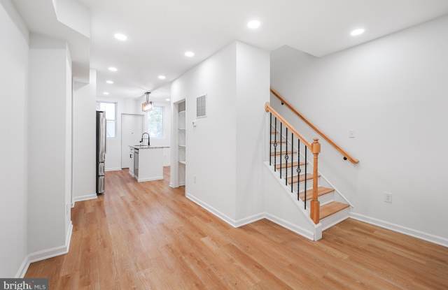 1721 L Street NE Gallery 4