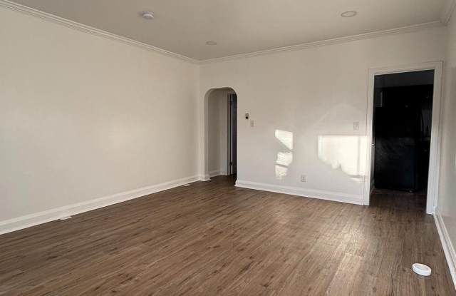 3758 COLUMBUS Drive unit: 1 photos photos