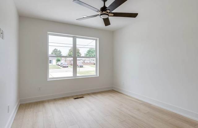 3628 Village Trail photos photos