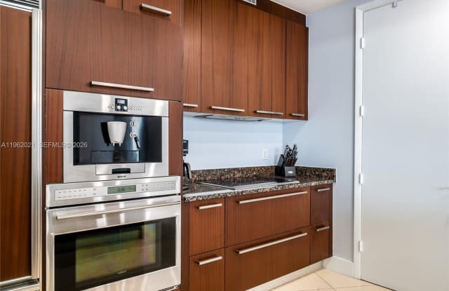 15901 Collins Avenue 2303, Sunny Isles Beach, FL 33160 Gallery 3