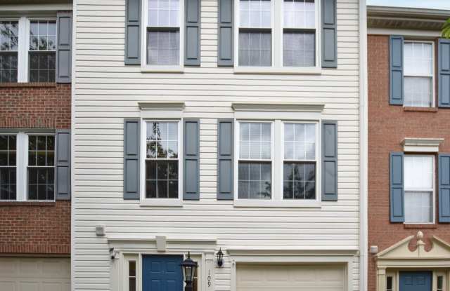 109 SHIRLEY Square SE photos photos