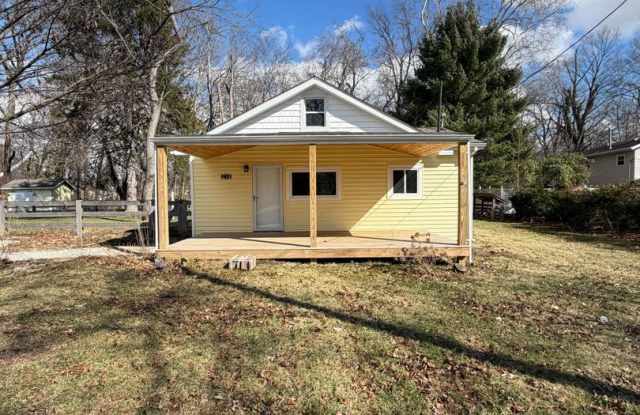 2 Bed | 2 Bath | Office/Flex Room | 1 Acre Lot | Pickerington Schools photos photos