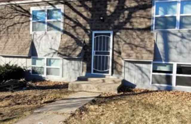 744 n 70th St. photos photos