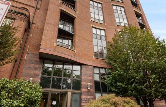 Modern Downtown DC Condo in Prime Logan Circle Location Gallery 1
