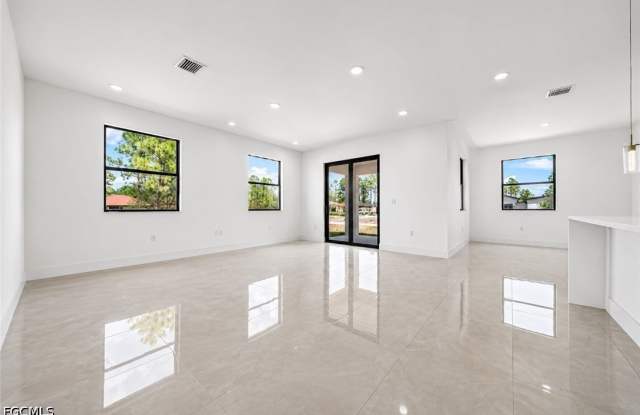 3001 Unice Avenue S Gallery 4
