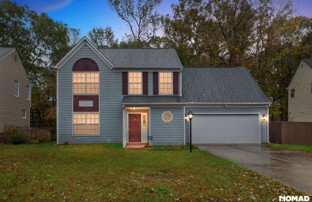 Charming 3BR House with Big bonus room over garage in Indian Trail - 3304 Brooktree Lane, Indian Trail, NC 28079