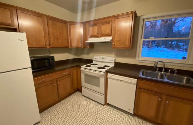 2713 24TH RD S #B Gallery 2