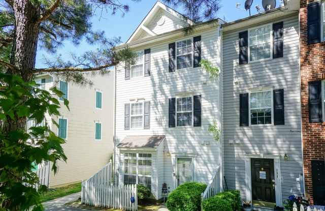 Three Bedroom END unit Townhome! photos photos Three Bedroom END unit Townhome! photos photos
