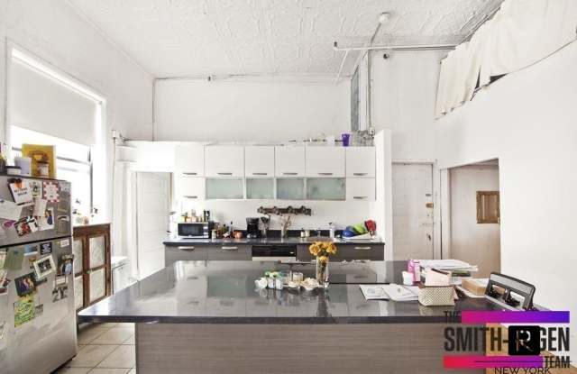 5 Mercer Street Gallery 2