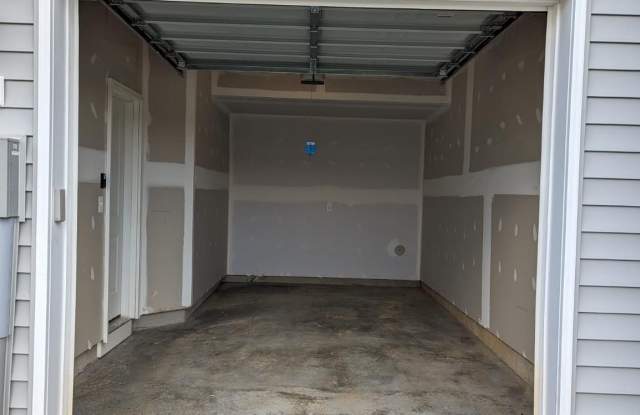241 HILLSDALE PLACE Gallery 4