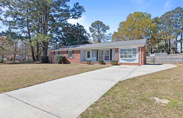 Country Living! Brick Ranch! photos photos