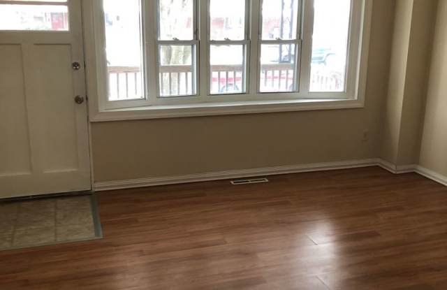 8133 Mid Haven Road Gallery 3