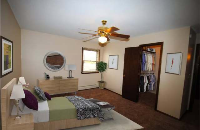 Kings Manor Apartments photos photos