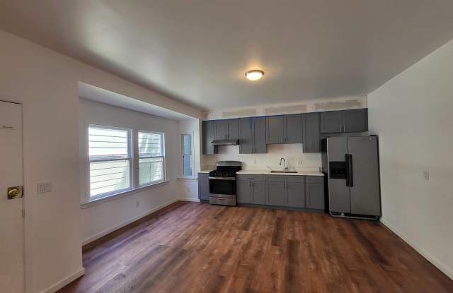 871 Milton St photos photos