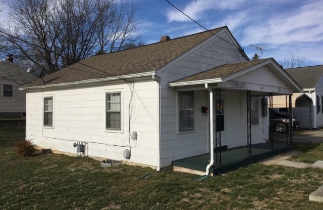 807 10th Street - 807 10th Street, Radford, VA 24141
