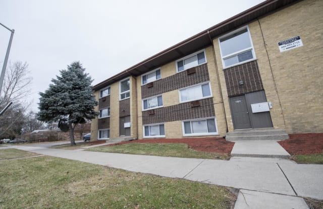 634 Sibley Blvd photos photos