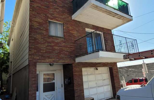 15 RESERVE AVE photos photos