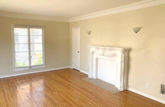 162 S Elm Drive Gallery 3