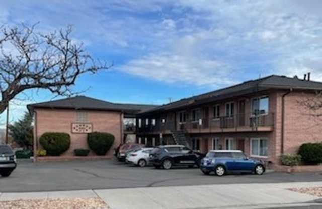 <b>One Bedroom Downstairs Old Southwest Reno Apartment<br><br> photos photos <b>One Bedroom Downstairs Old Southwest Reno Apartment<br><br> photos photos
