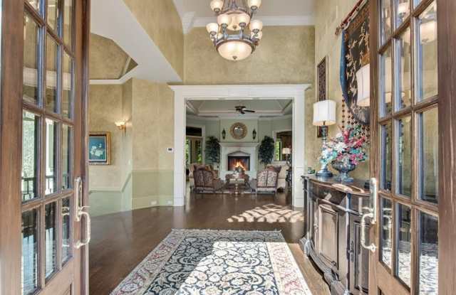 8335 Hurakan Creek Crossing Gallery 3
