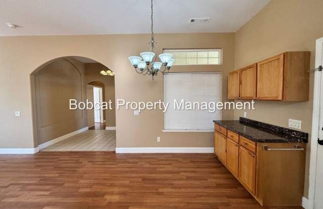 425 Crosswinds Dr Gallery 4