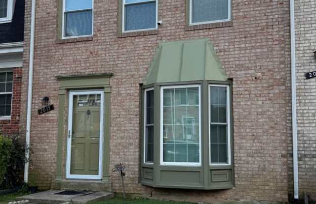 Lake Ridge Townhouse photos photos Lake Ridge Townhouse photos photos