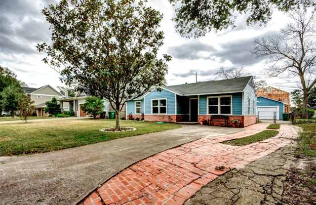 1717 Chippendale Road Gallery 4