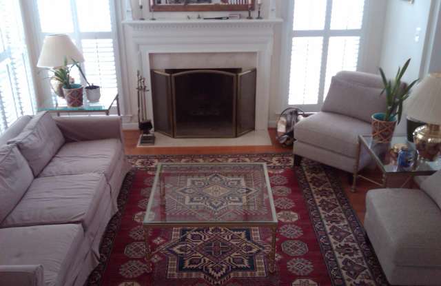 738 PEARSON POINT PLACE Gallery 4