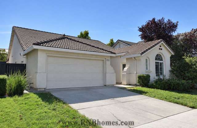 1942 N Bend Drive Gallery 3