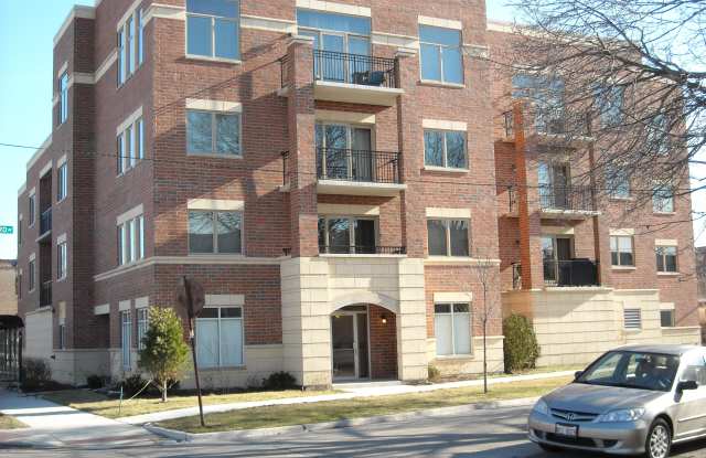 5761 West Higgins Avenue photos photos