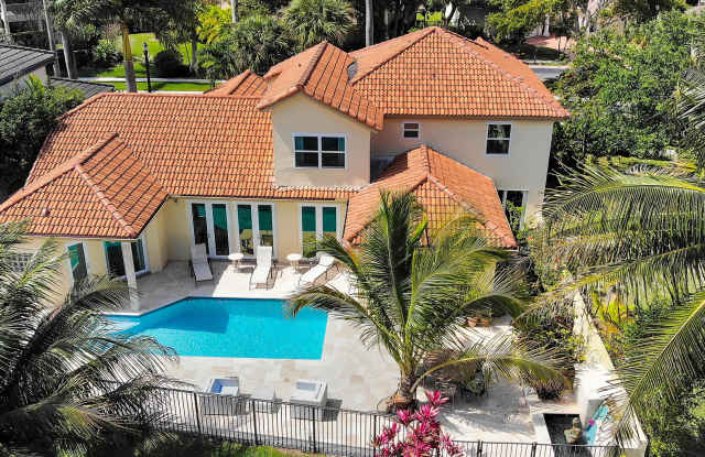 10900 Haydn Drive photos photos