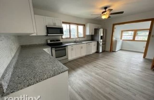 8 Porter St 8 - 8 Porter Street, Watertown Town, MA 02472