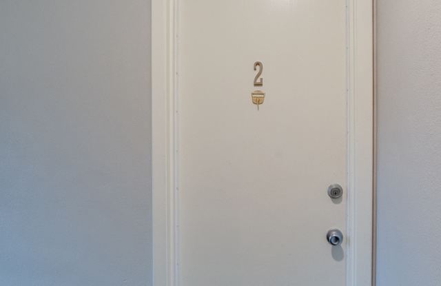 1848 Ashland Ave Gallery 3