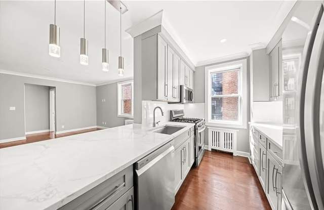 1133 Midland Ave Apt 4D Gallery 2
