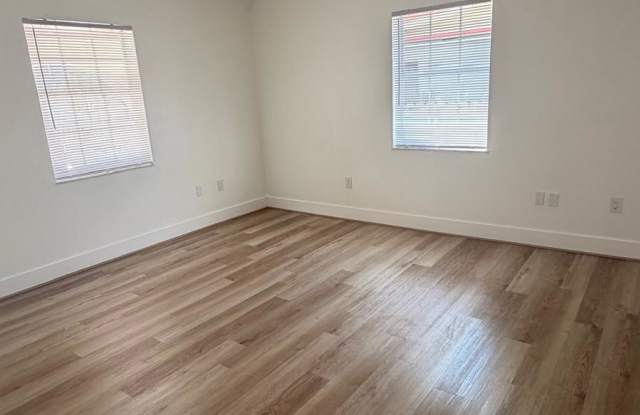 720 Northwest 19th Court Gallery 4