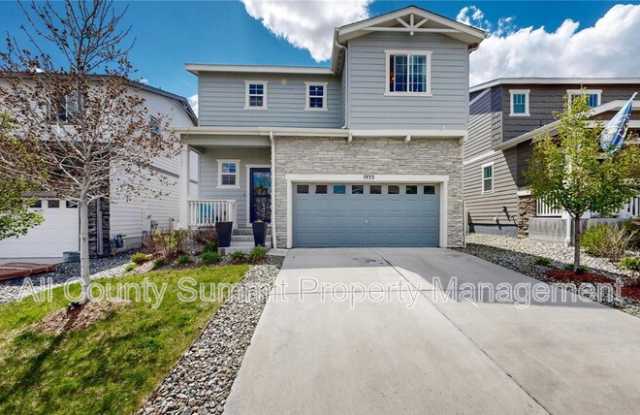 1933 Villageview Ln photos photos