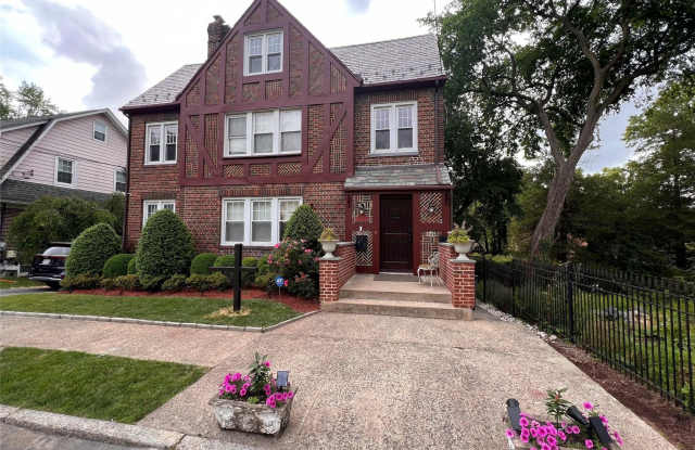 376 Hayward Avenue photos photos