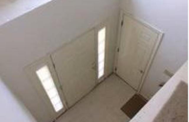 13917 KING GREGORY WAY Gallery 3