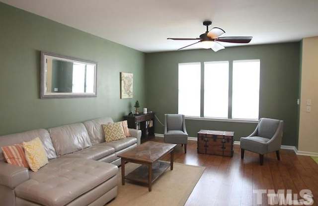 833 Carpenter Glenn Drive Gallery 3