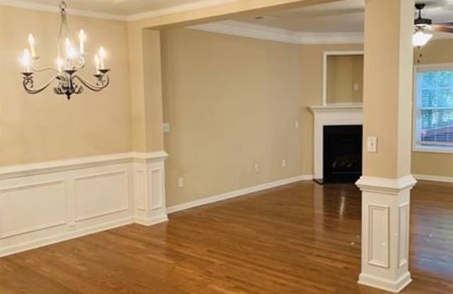 5868 Norfolk Chase Road Gallery 4