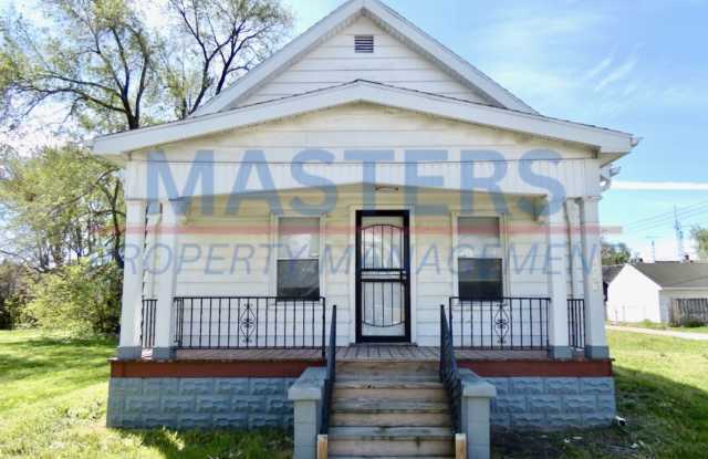 Charming Toledo Rental with Spacious Layout & Convenient Location photos photos