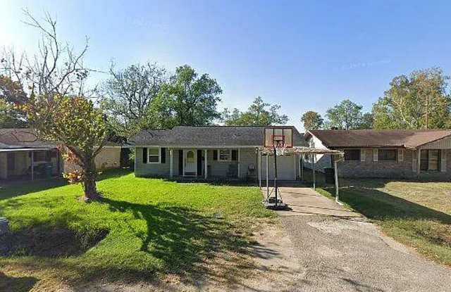House For Rent 9245 Shepherd Dr Beaumont, TX 77707 photos photos